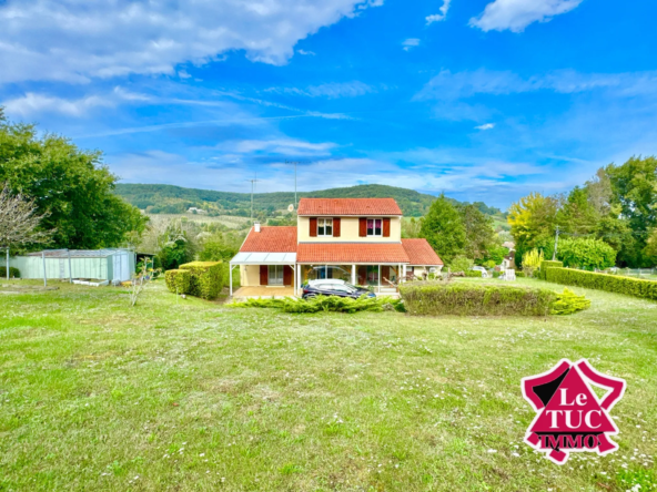 Maison 4 chambres et 3000 m2 de jardin à Penne d'Agenais