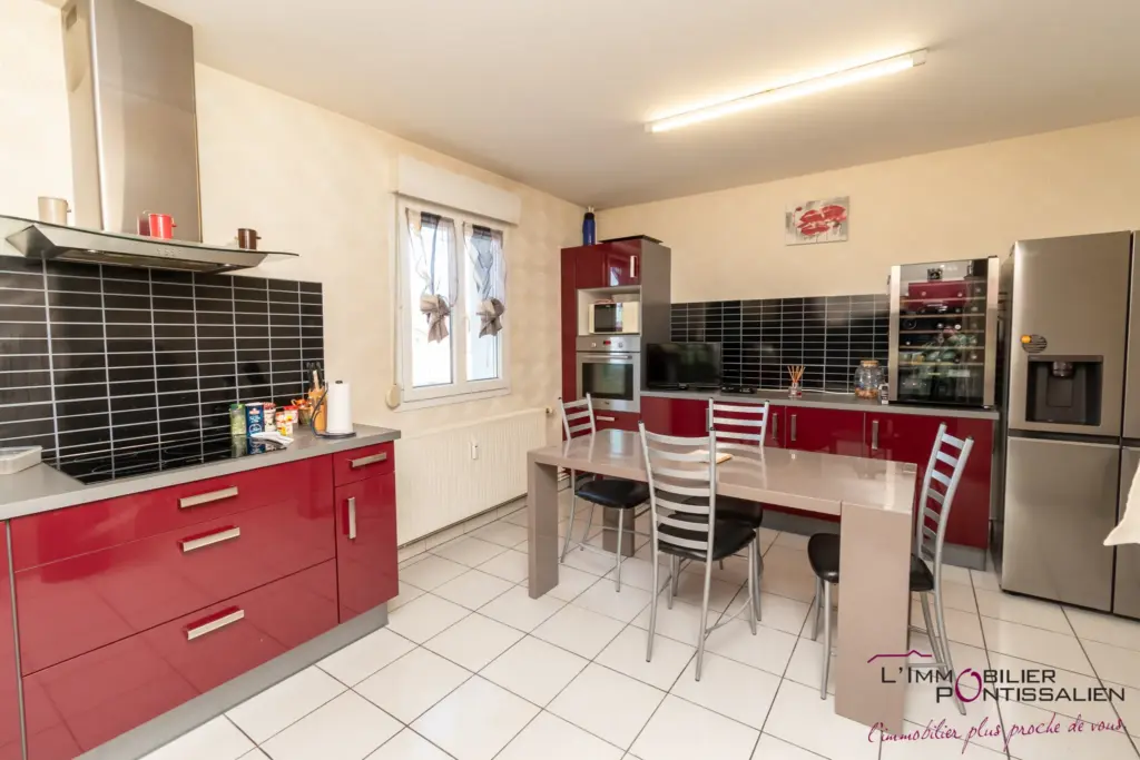 Vente Appartement lumineux 90 m² avec garage à Les Fourgs