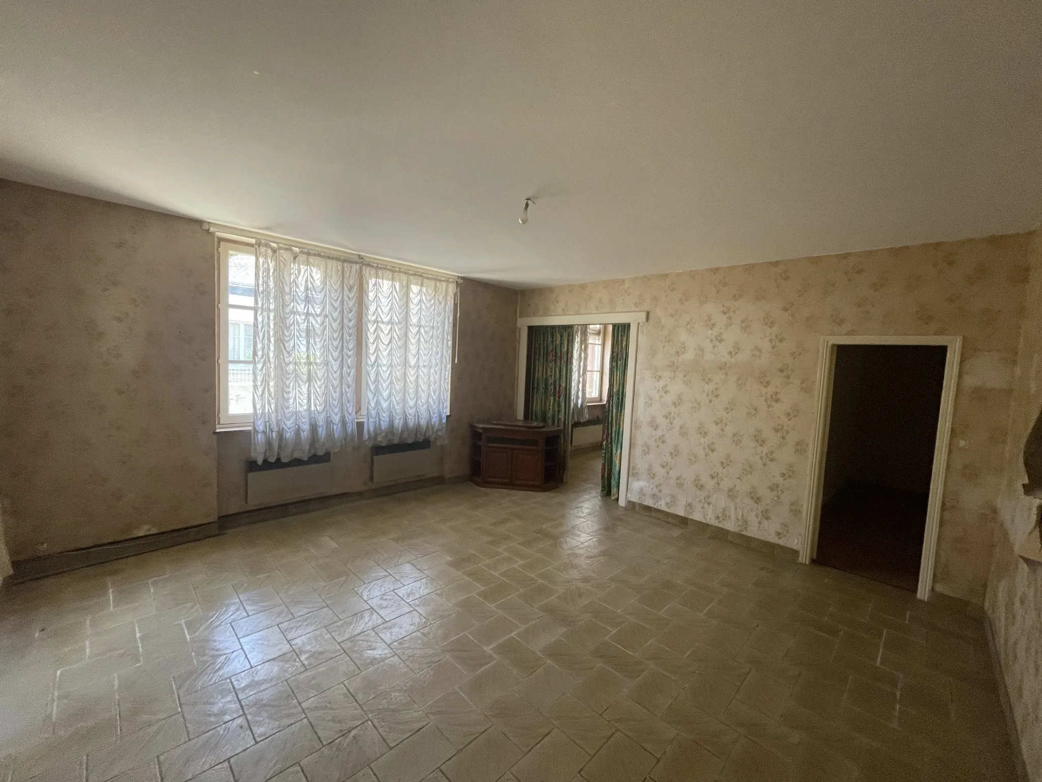 Maison de bourg à vendre à Genneteil, proche Le Lude - 98 m² 