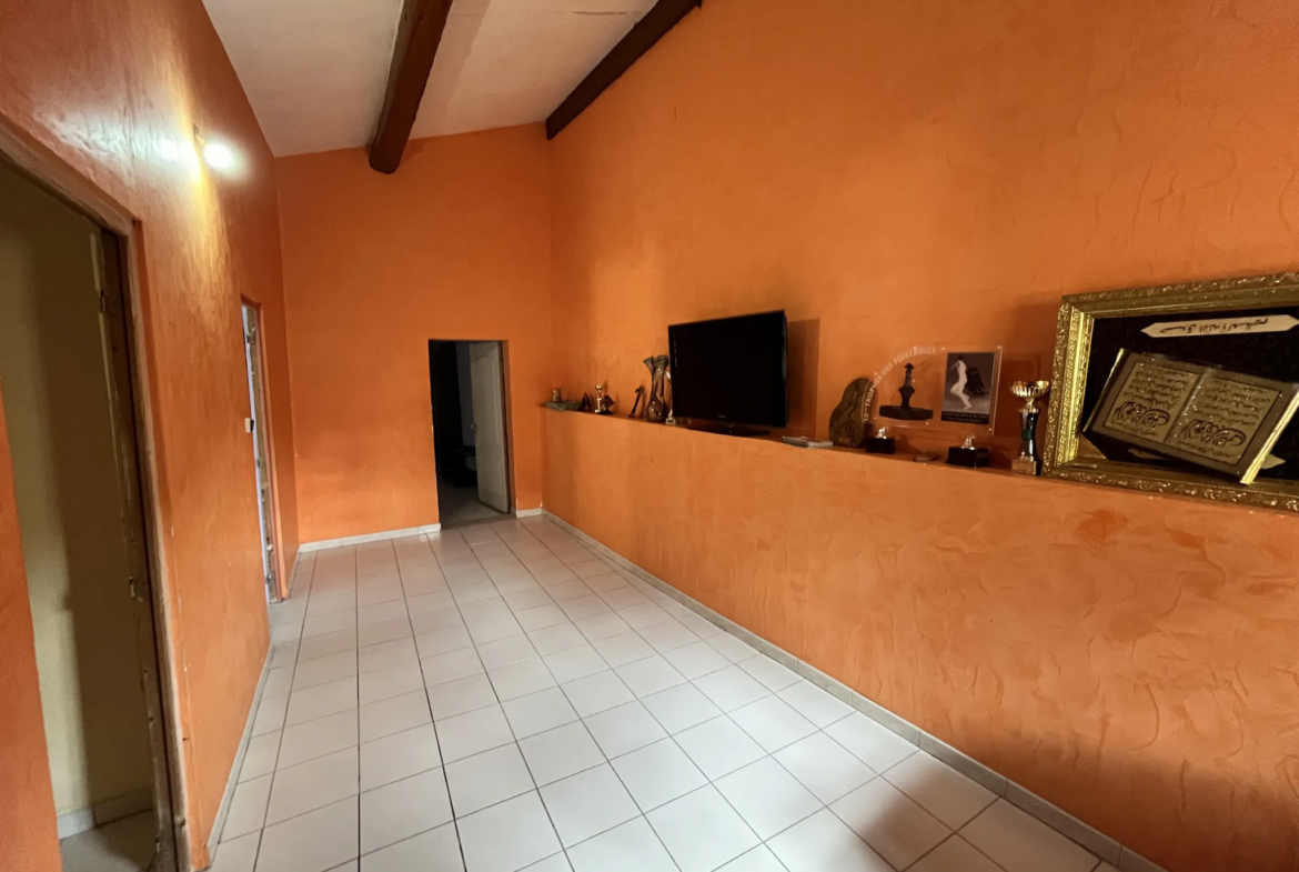 À vendre : Maison de ville de 155 m² à Tarascon 