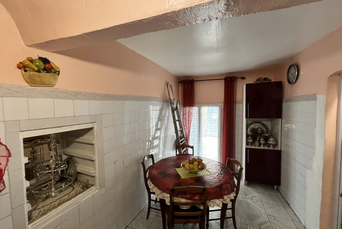 À vendre : Maison de ville de 155 m² à Tarascon 