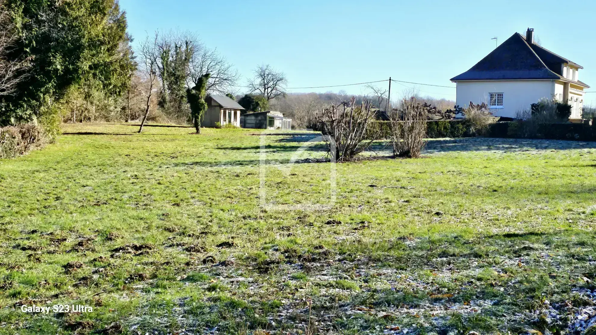 Terrain plat à bâtir à Lubersac - 16 000 € 