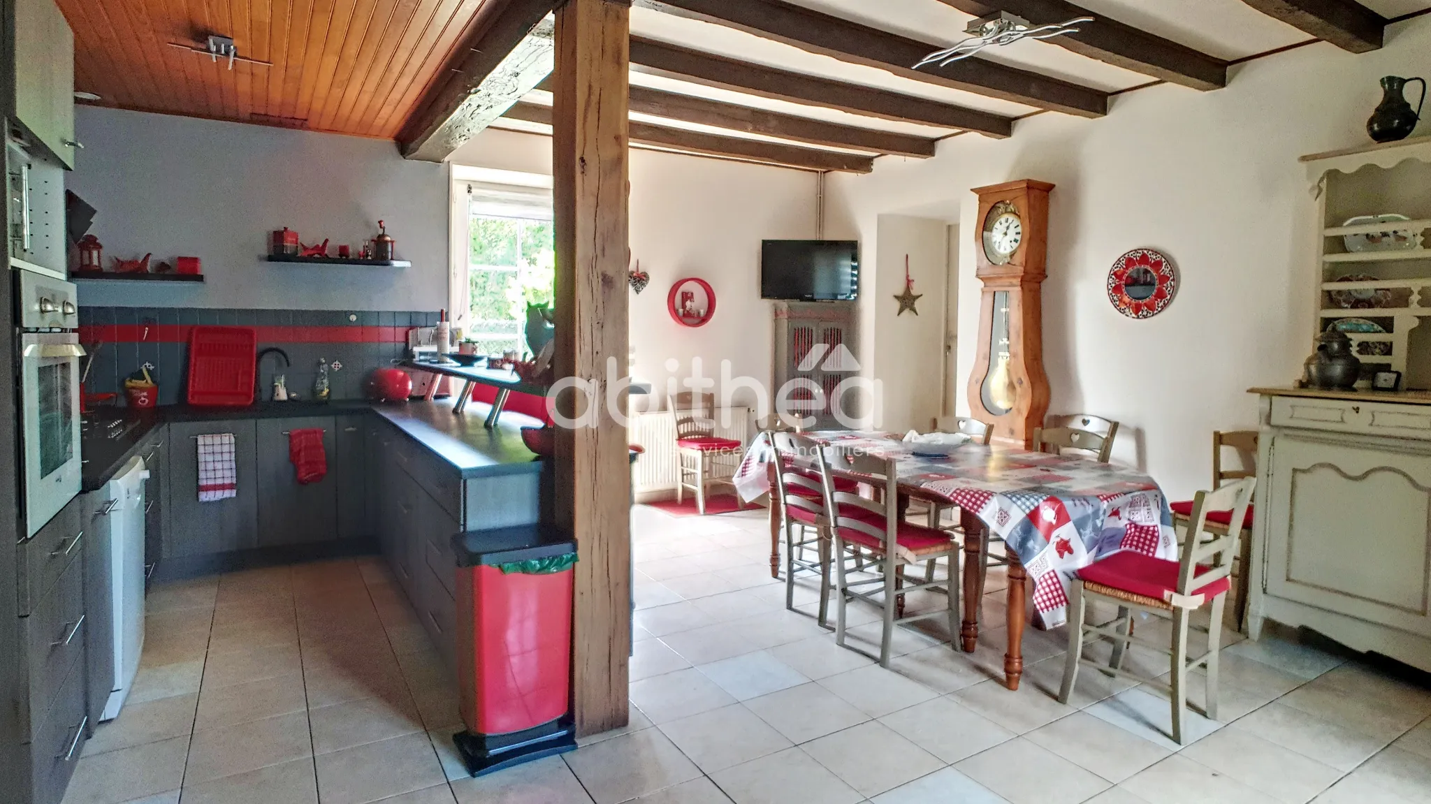 Maison spacieuse à vendre à Genouillac - 148 m² avec jardin 