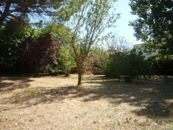 Terrain à bâtir à vendre à Pignan - 490 m²