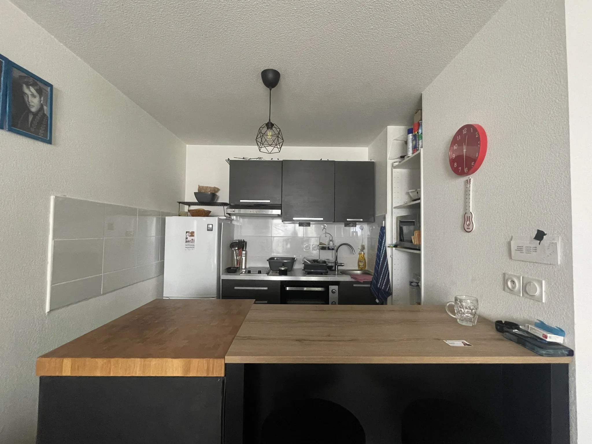 Appartement lumineux 2 pièces à vendre à Toulon avec parking 