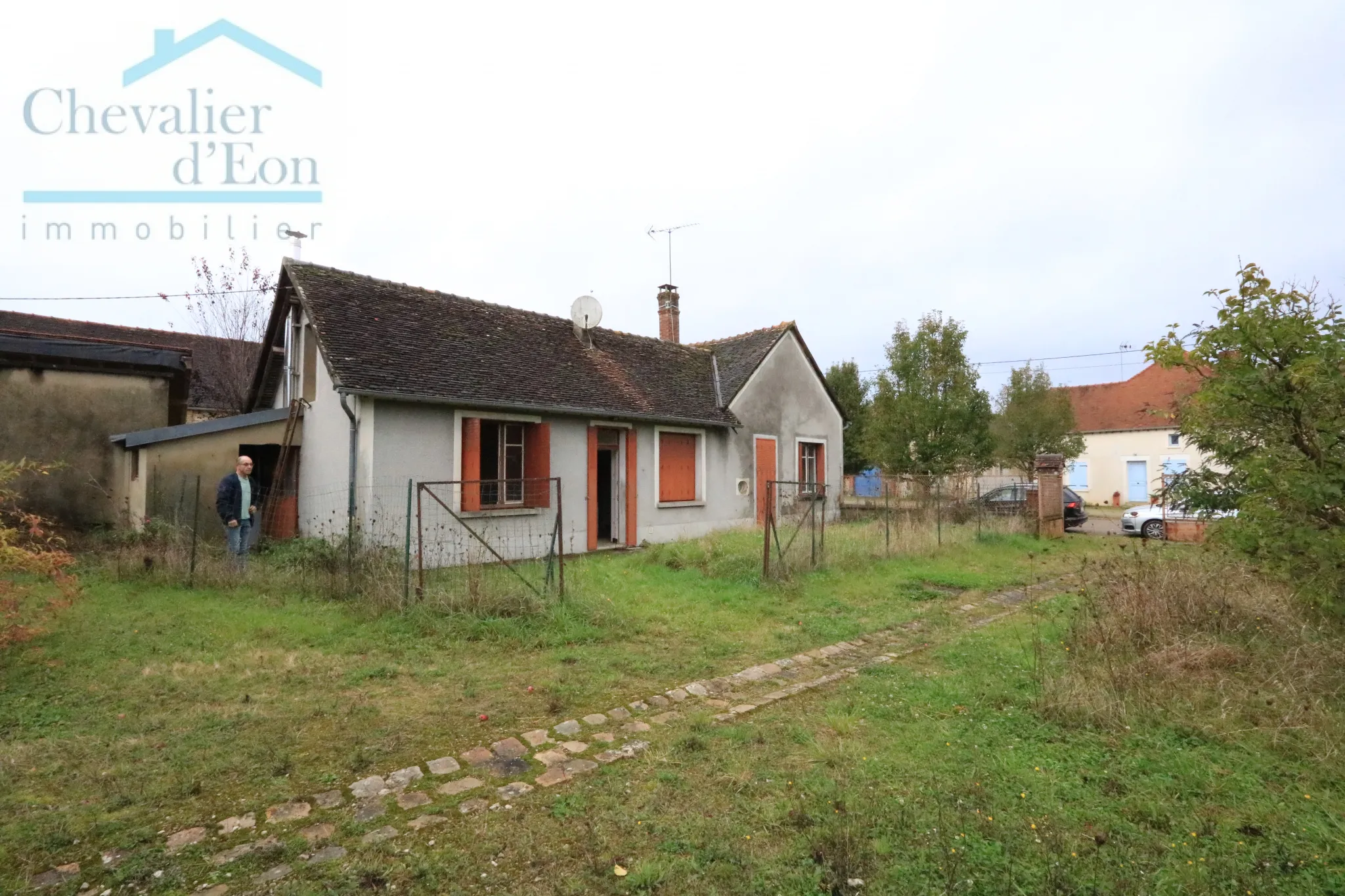 À vendre : Ensemble immobilier de 3 maisons à Bernon 