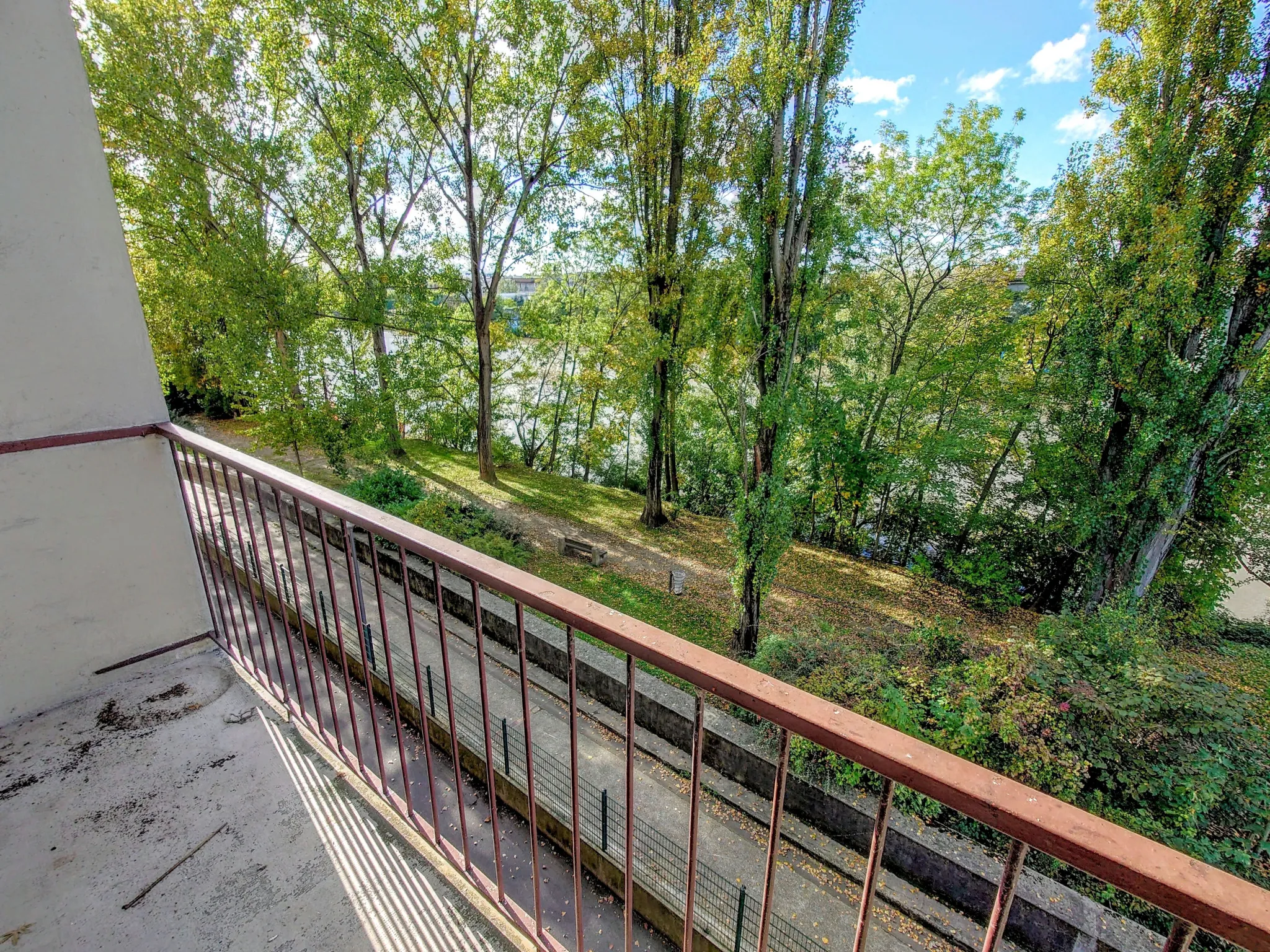 À vendre : Appartement 4 pièces avec vue sur la Seine à Choisy-le-Roi 