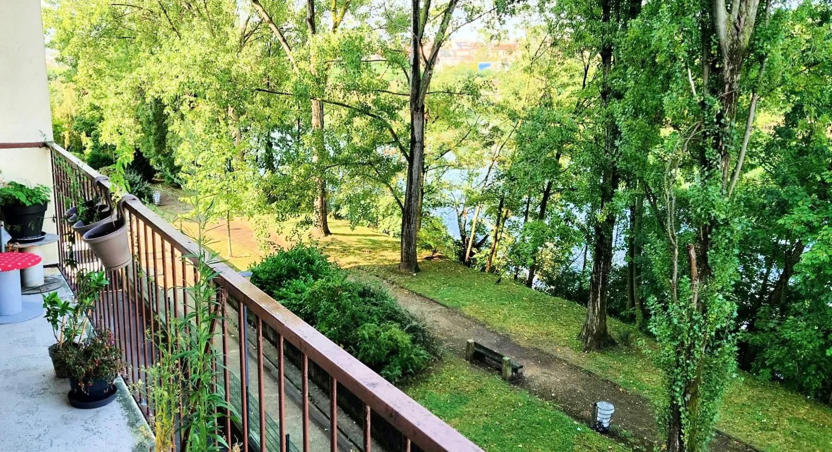 À vendre : Appartement 4 pièces avec vue sur la Seine à Choisy-le-Roi 