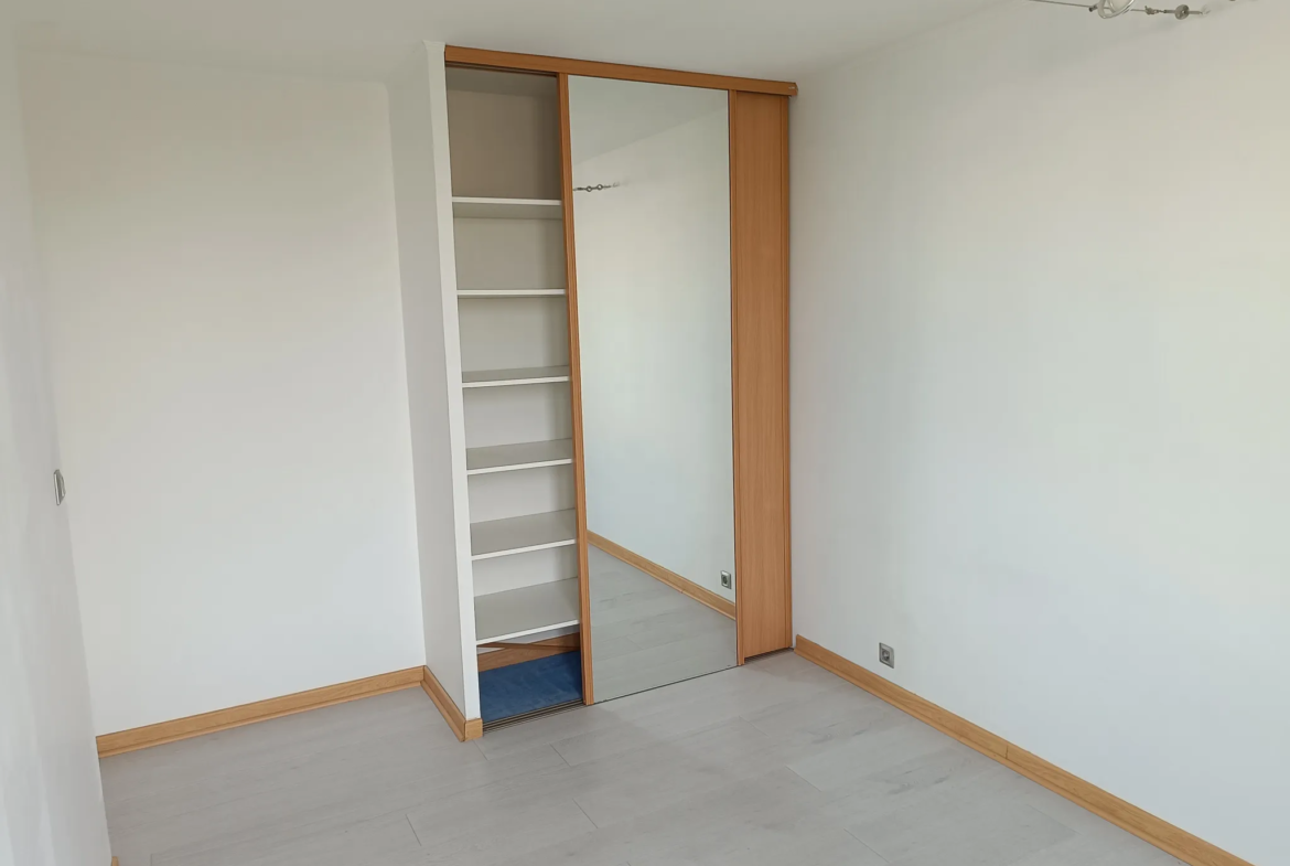 Appartement lumineux de 78 m² avec balcon à Montigny-le-Bretonneux 