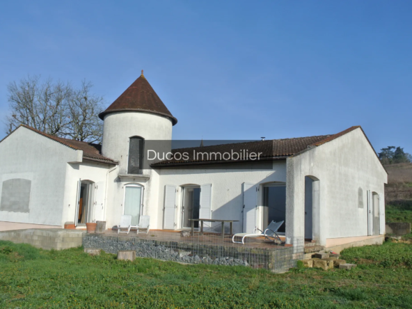 Maison à réhabiliter sur 2446 m² avec piscine à Beaupuy