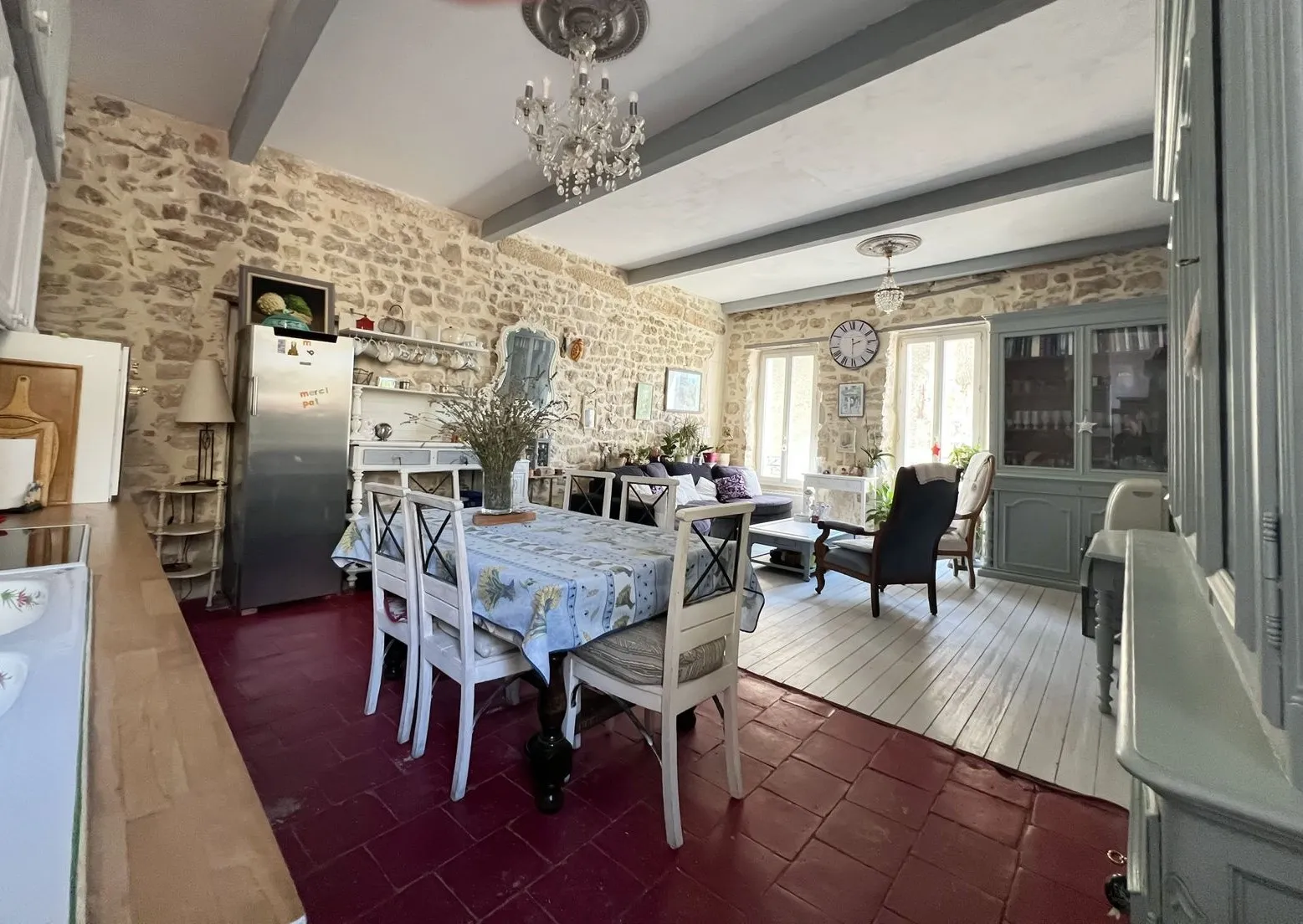 Maison de village au cœur de Mornas - 235 000 € 