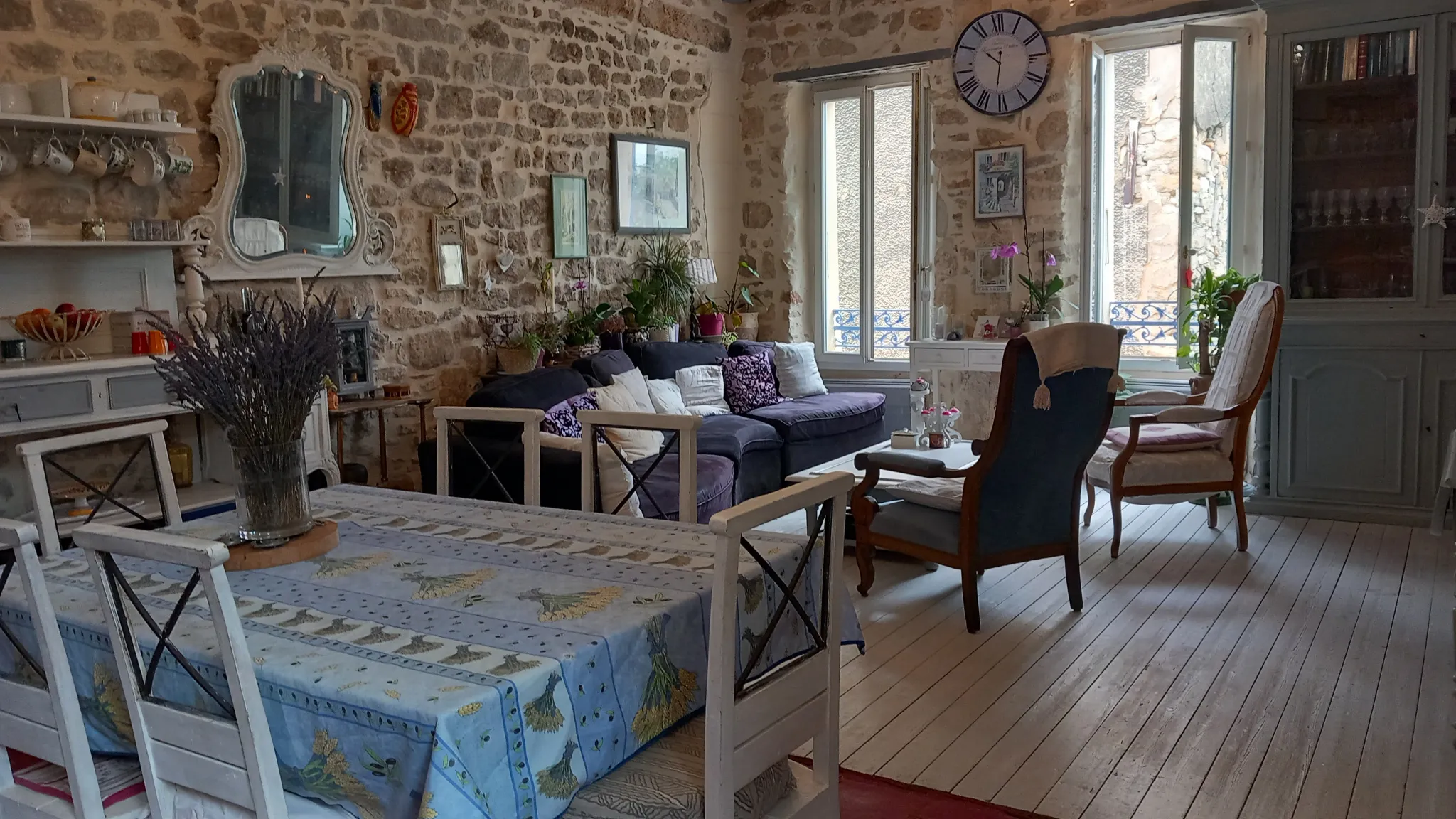 Maison de village au cœur de Mornas - 235 000 € 