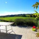 Maison de plain-pied sur sous-sol total avec jolie vue à Aurillac