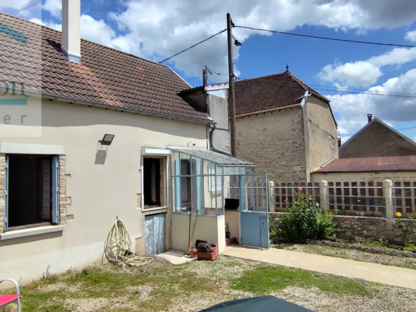 Maison de village à Sennevoy le Haut avec jardin et grenier aménageable