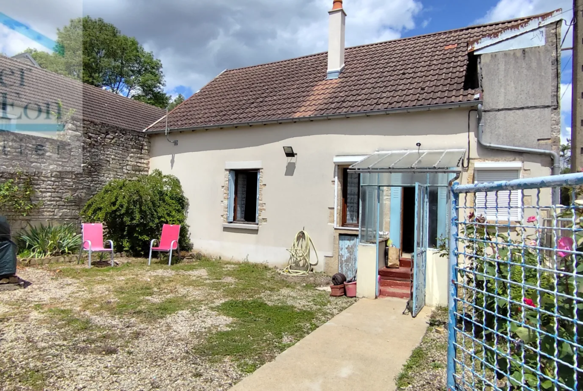 Maison de village à Sennevoy le Haut avec jardin et grenier aménageable 