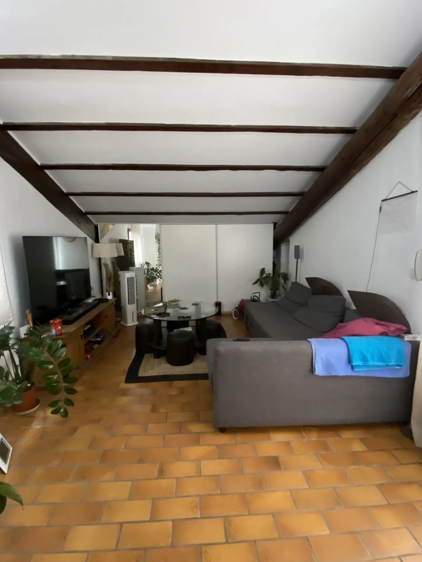 Appartement lumineux de 90 m² à Chateauneuf-de-Gadagne avec terrasse 