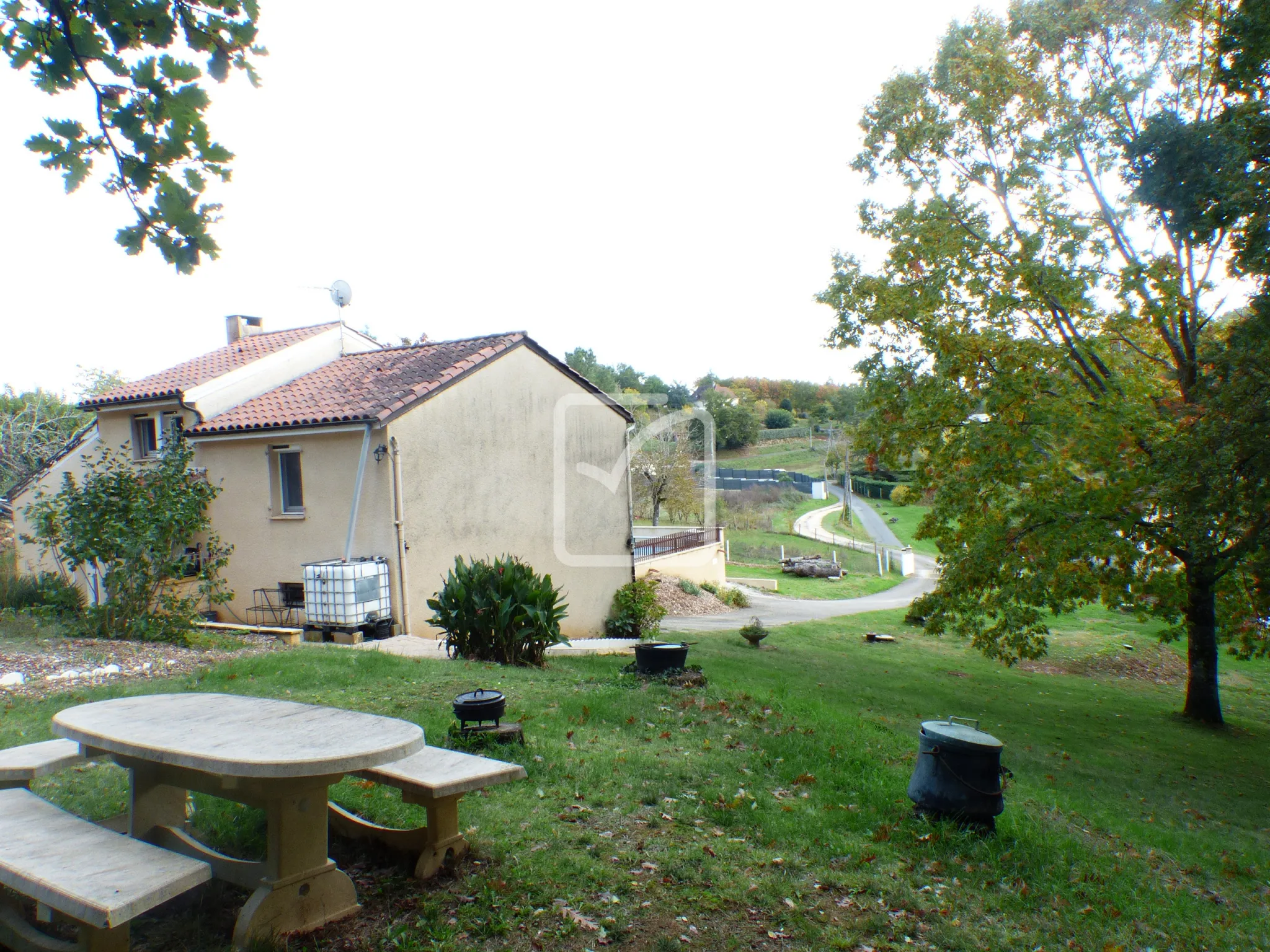 Maison contemporaine 123 m² avec piscine à Gourdon 