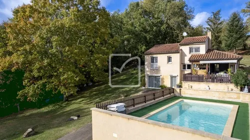 Maison contemporaine 123 m² avec piscine à Gourdon 