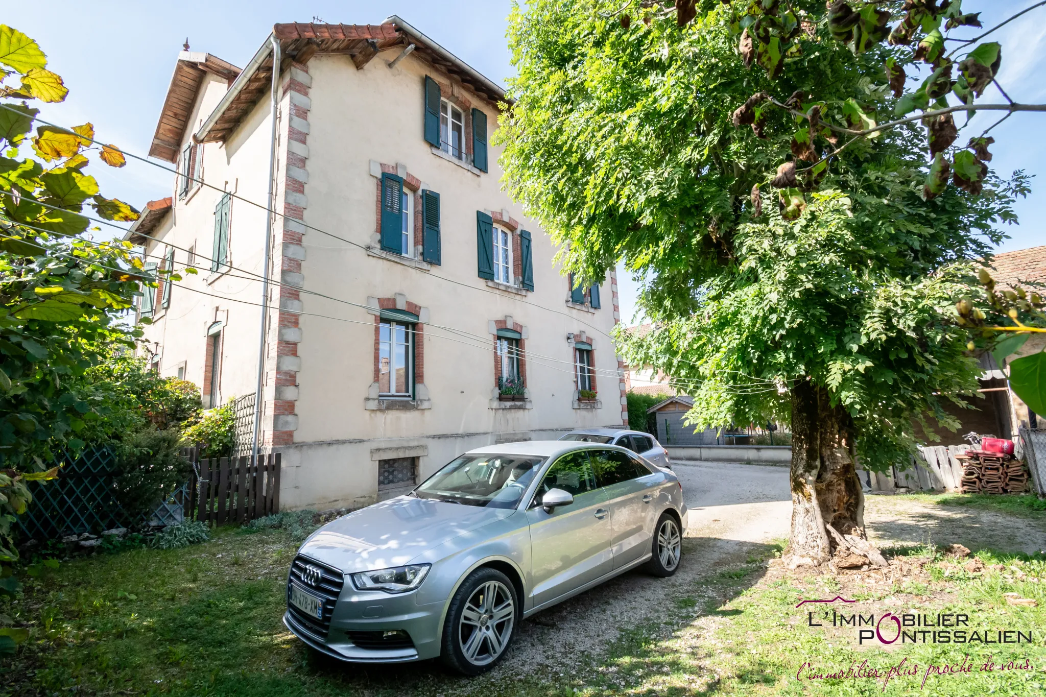 Vente à Pontarlier : Appartement T4 et T2 avec jardin et garage 