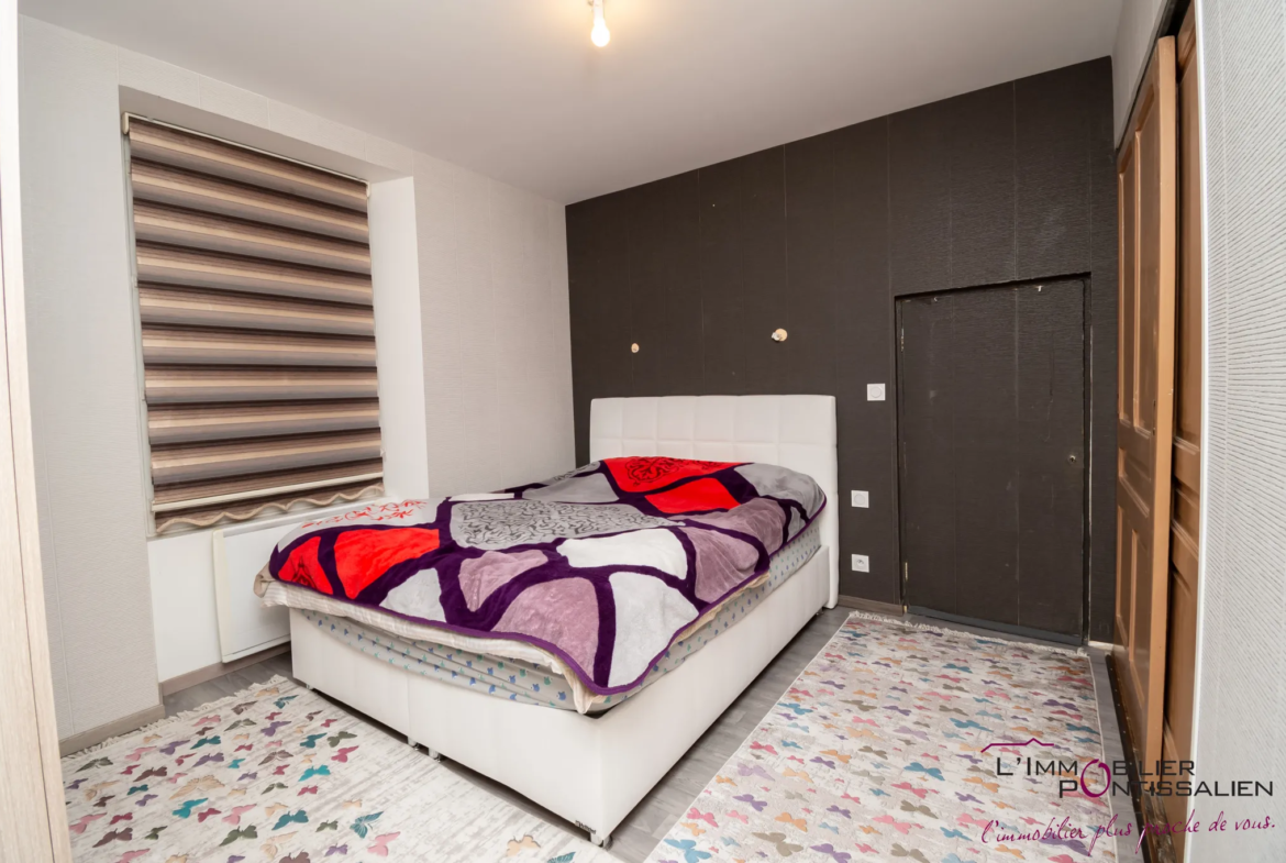 Vente à Pontarlier : Appartement T4 et T2 avec jardin et garage 