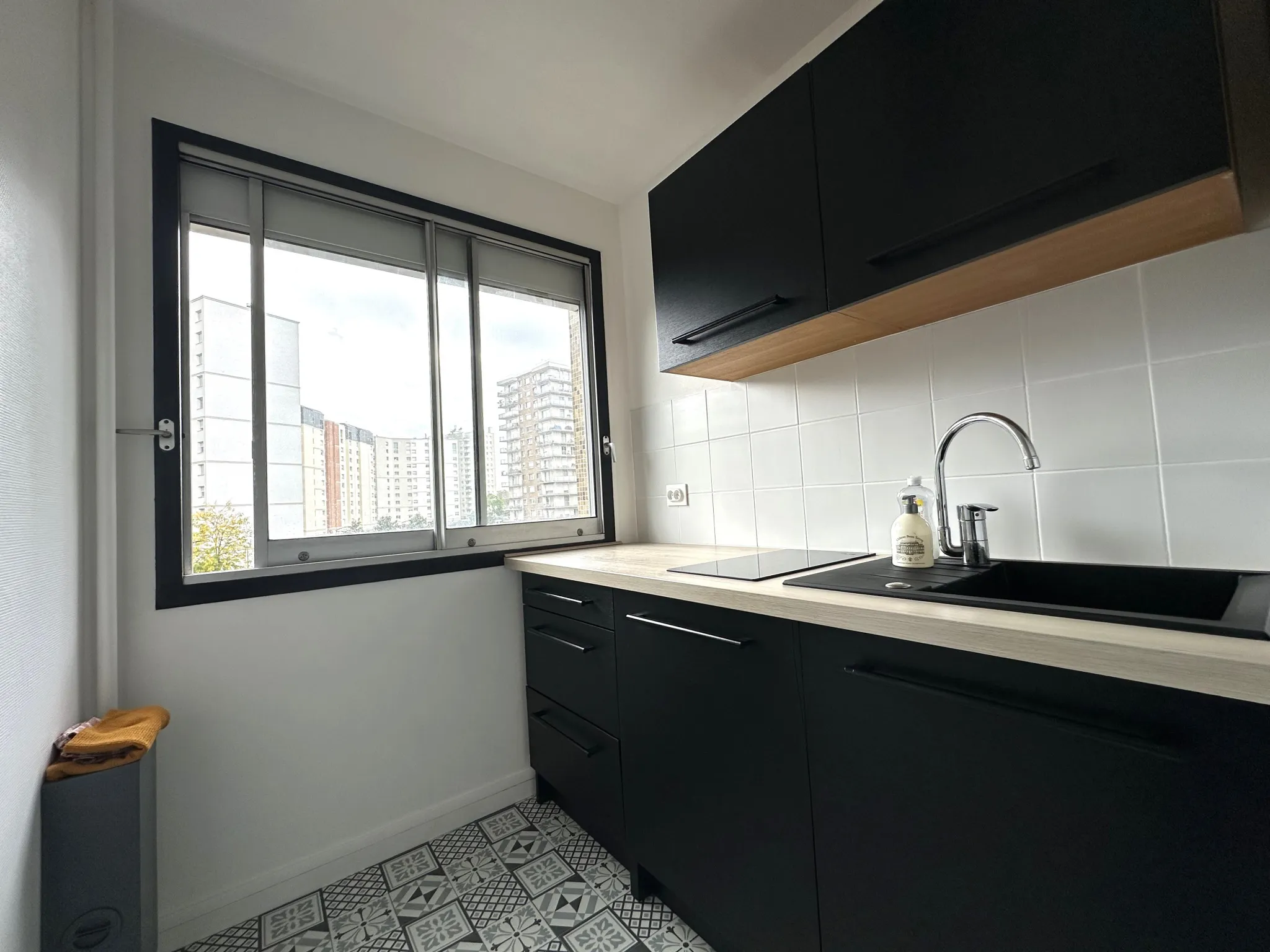 Studio rénové de 27m² à Chelles - Quartier Gambetta 