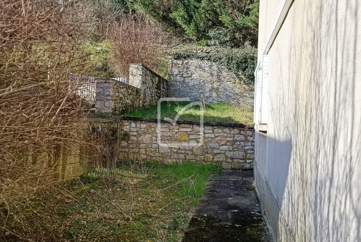 Logement double à vendre à Savignac les Eglises - 149 900 € 