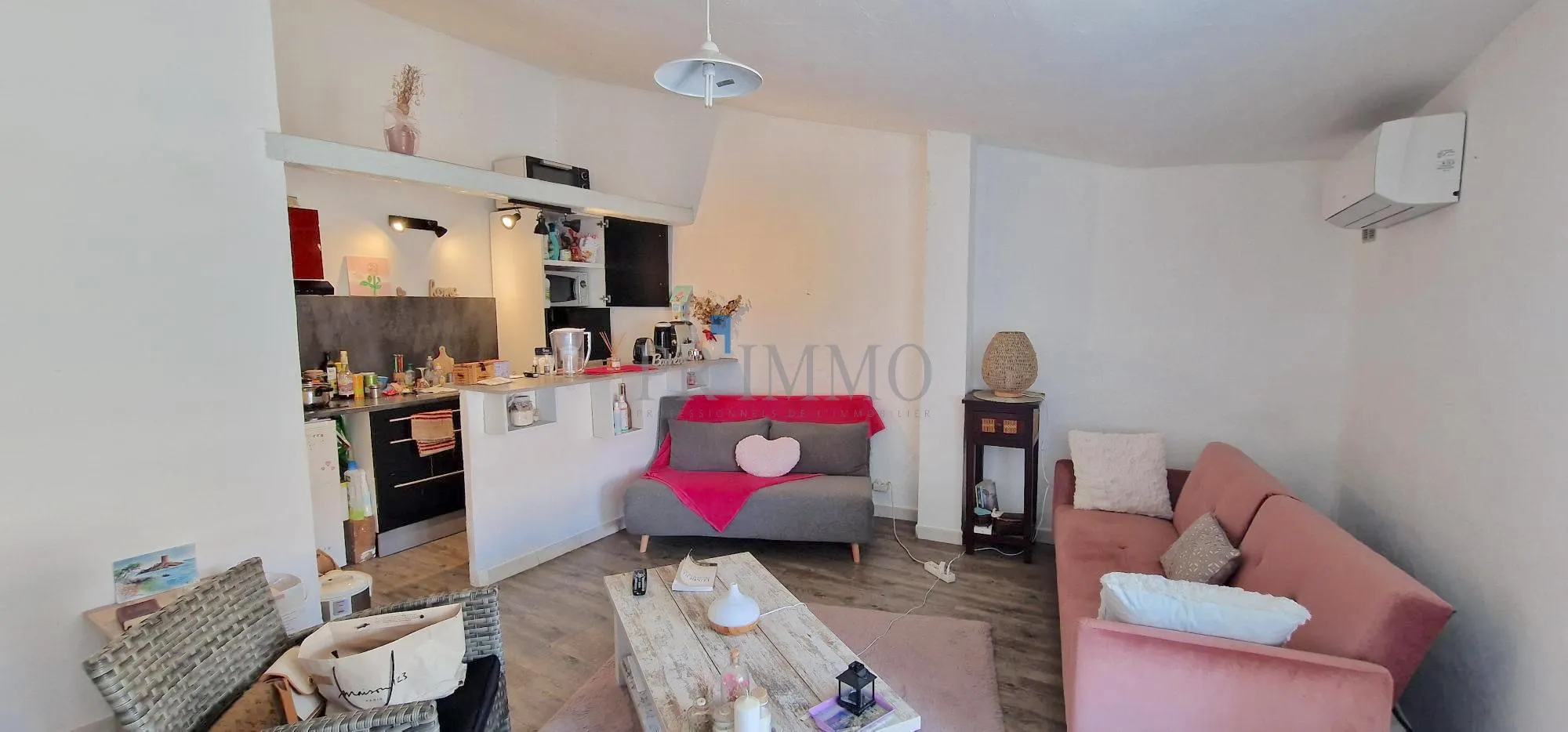 Grand Appartement T1 avec Terrasse en Vente à Fréjus 