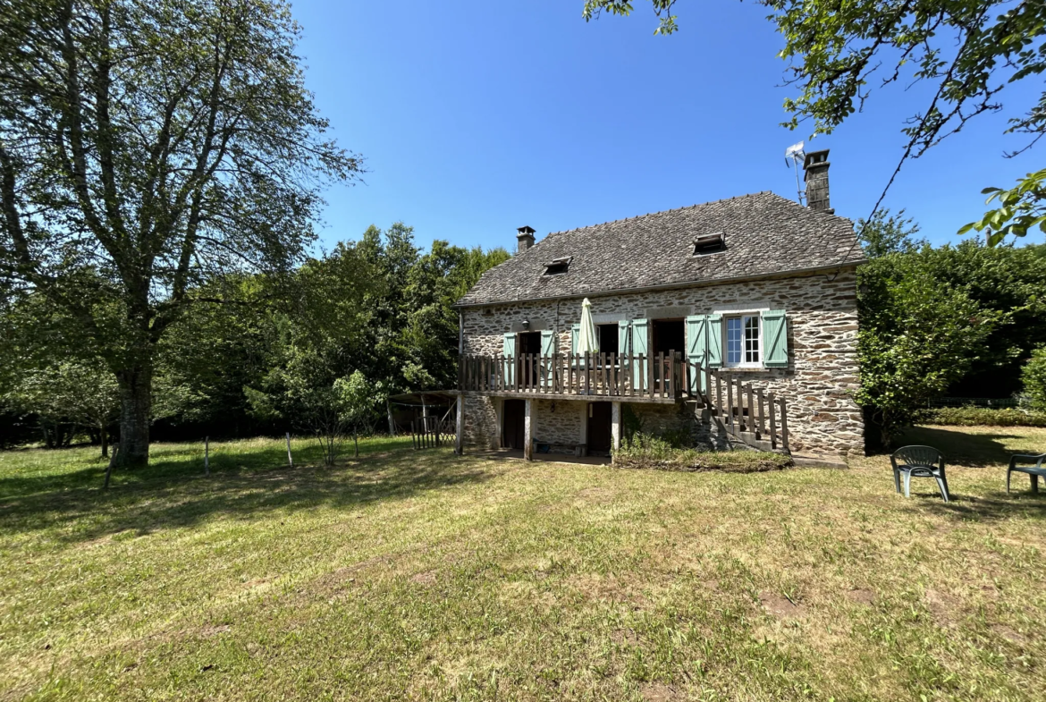 Maison en Pierre à Saint-Merd-de-Lapleau en Corrèze à Vendre 