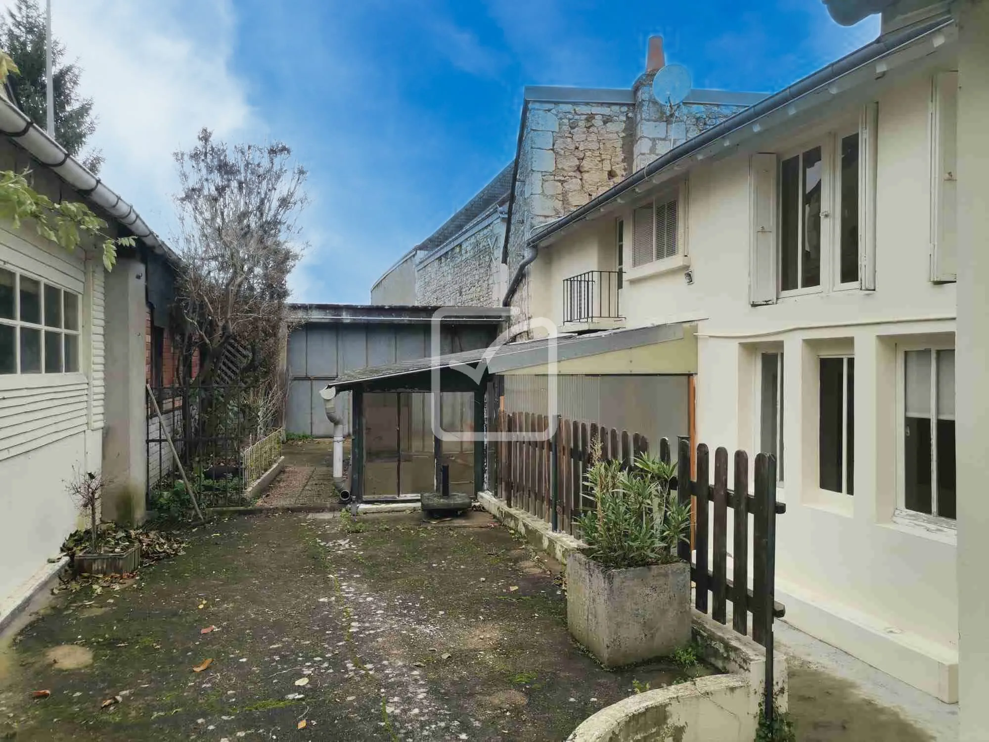 Maison de 86 m2 à L'ile Bouchard - 89 000 euros 