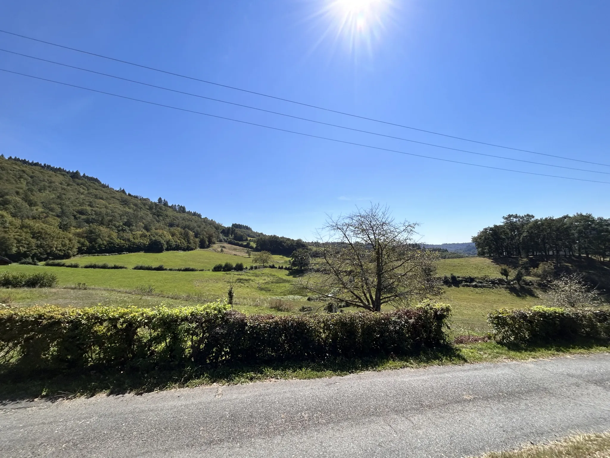 Corps de ferme avec vue exceptionnelle à Bar en Corrèze 