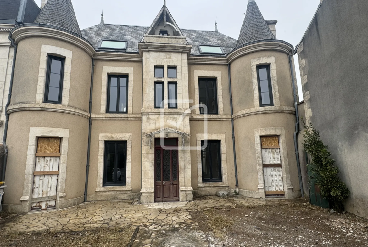 Maison à rénover à Poitiers de 150 m² avec jardin 