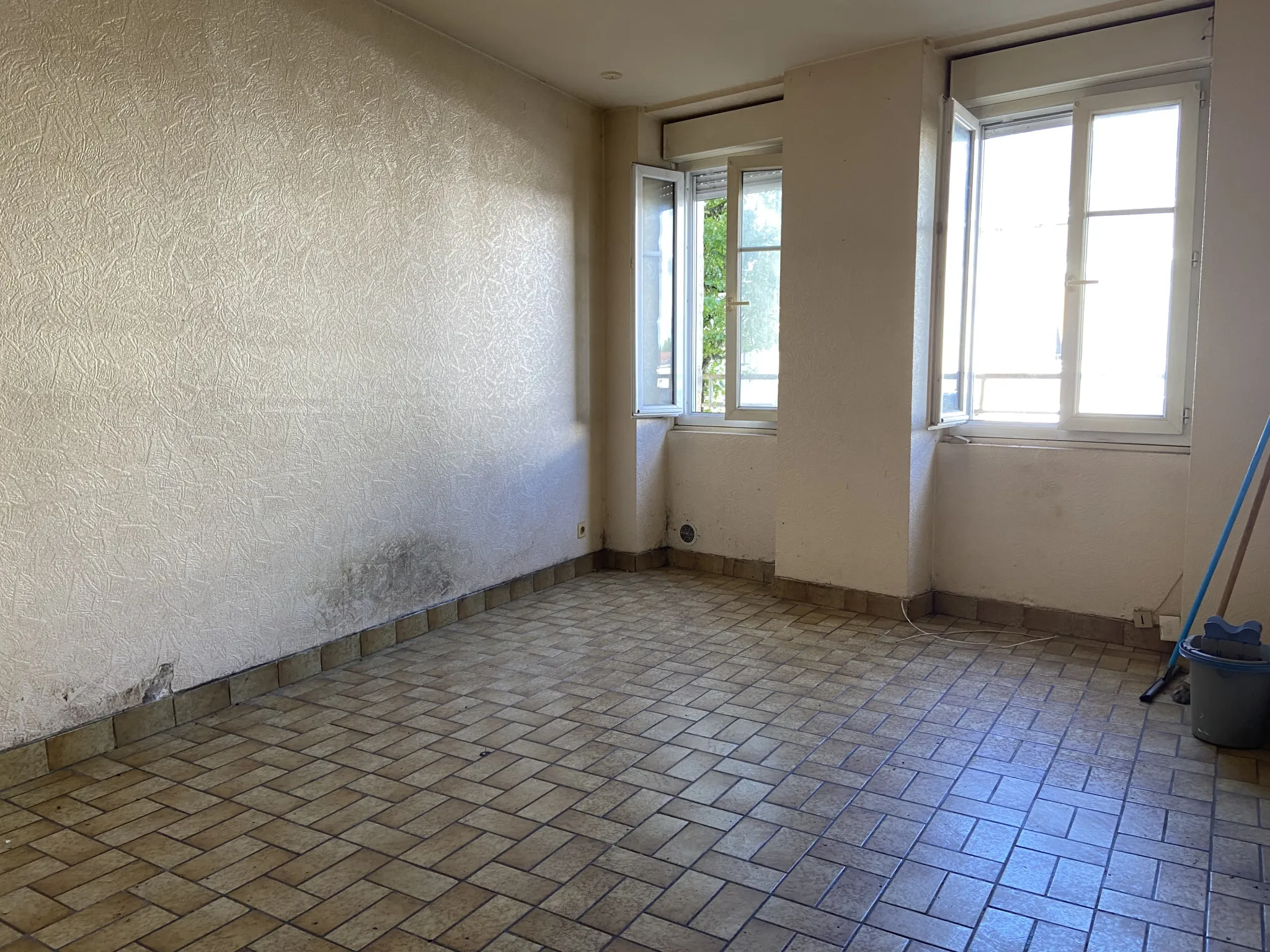 Immeuble à vendre dans le quartier BOURGNEUF à Vierzon 