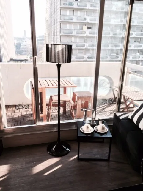 Studio rénové à vendre à Courbevoie 