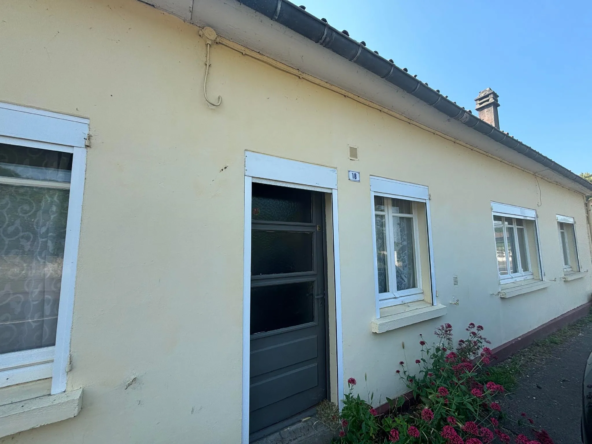 Maison à Rénover Confortable à Nouvion avec Jardin et Terrasse