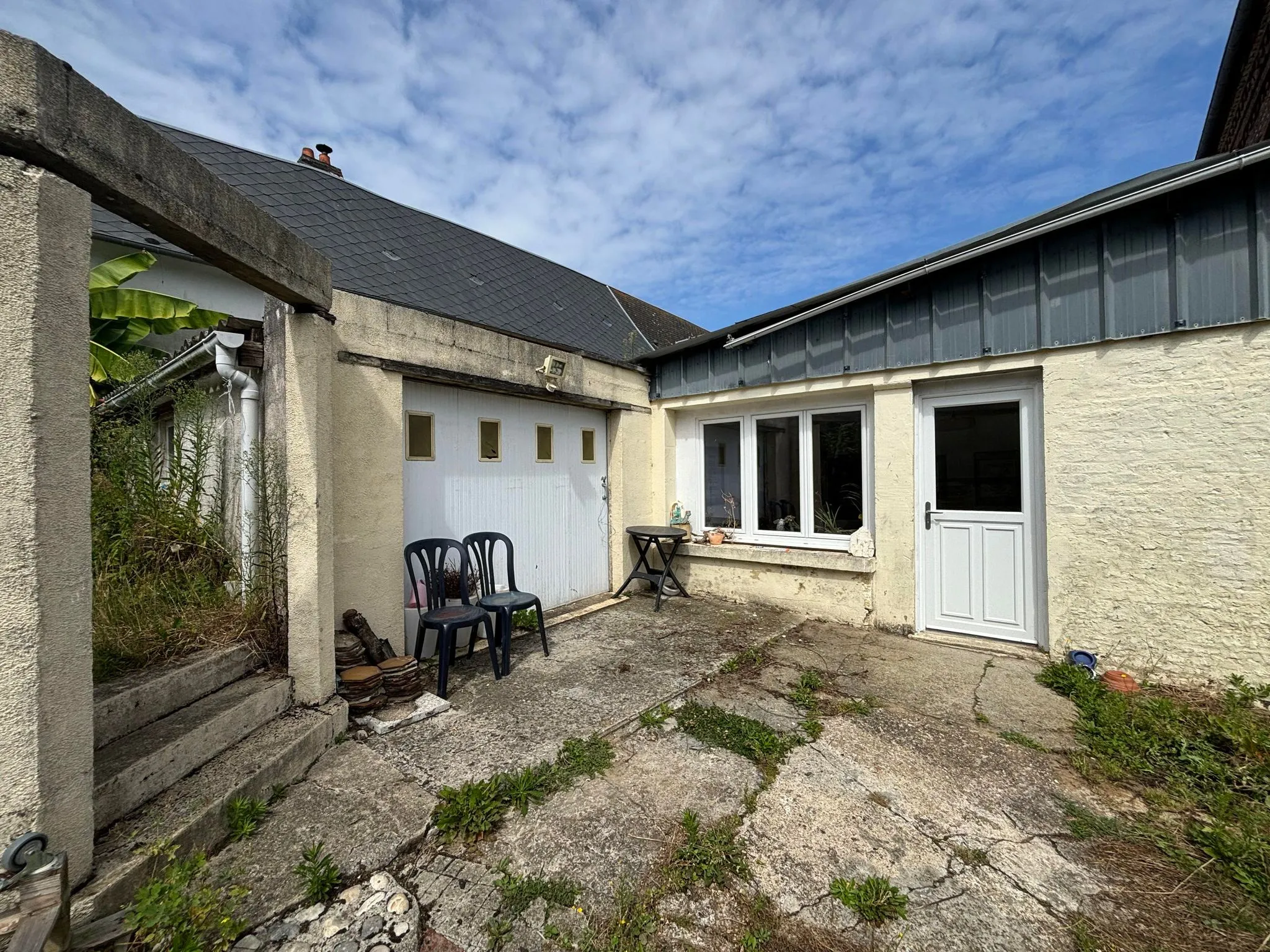 Maison à vendre à 10 minutes de la mer avec jardin 