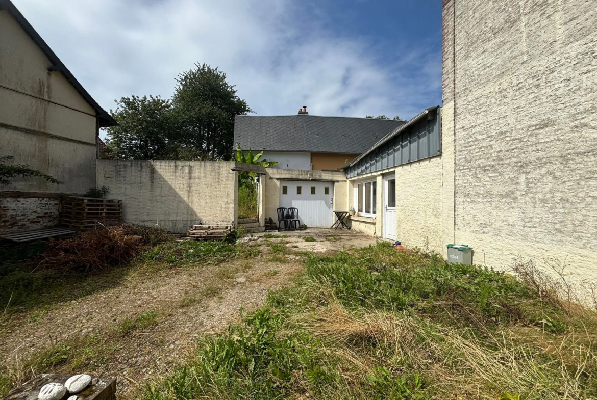 Maison à vendre à 10 minutes de la mer avec jardin 