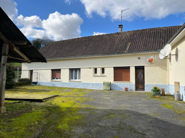 Ensemble immobilier sur l'axe Abbeville - Hesdin à Crécy en Ponthieu