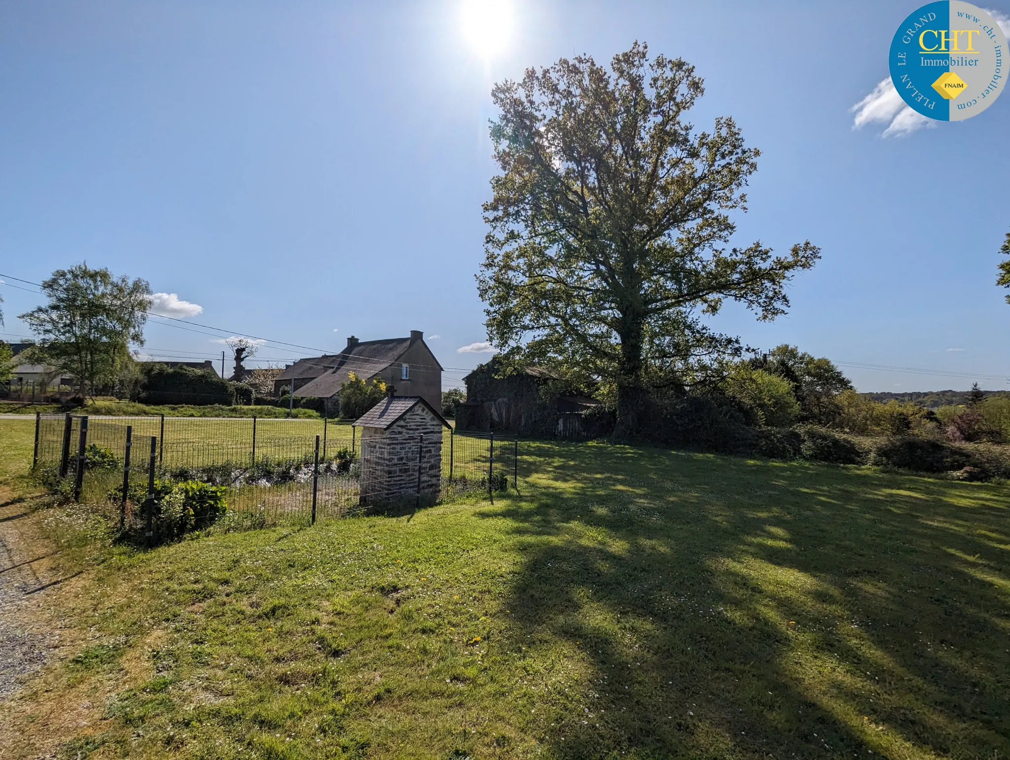 Terrain à bâtir hors lotissement à Guer - 858 m² 