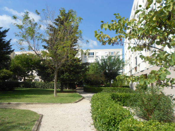 À vendre : Appartement 5 pièces à Marignane dans la résidence Les Pervenches