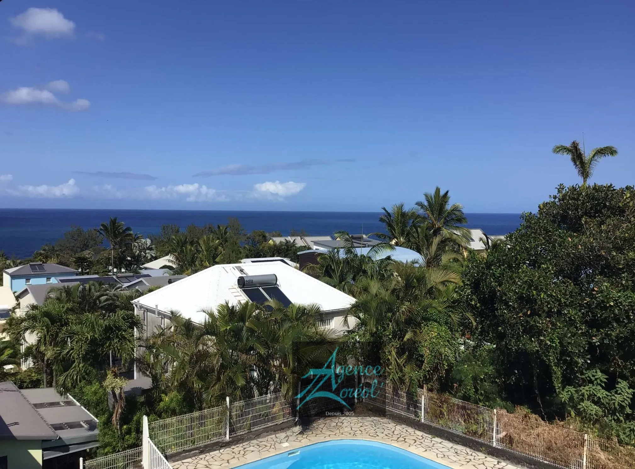 Appartement T3 à Manapany Les Bains avec vue et piscine 