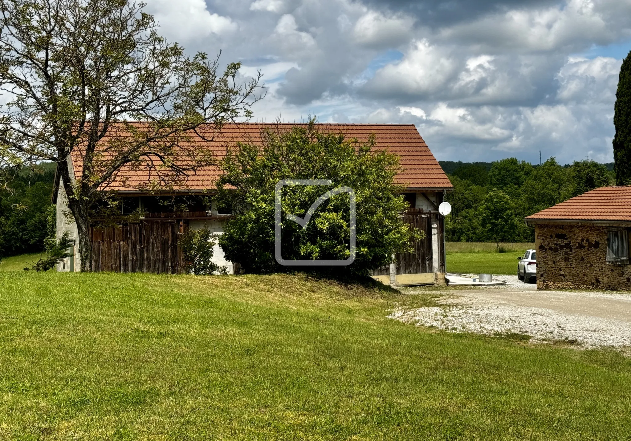 Ensemble immobilier de caractère à Sarlat - 600 m² sur 16 hectares 