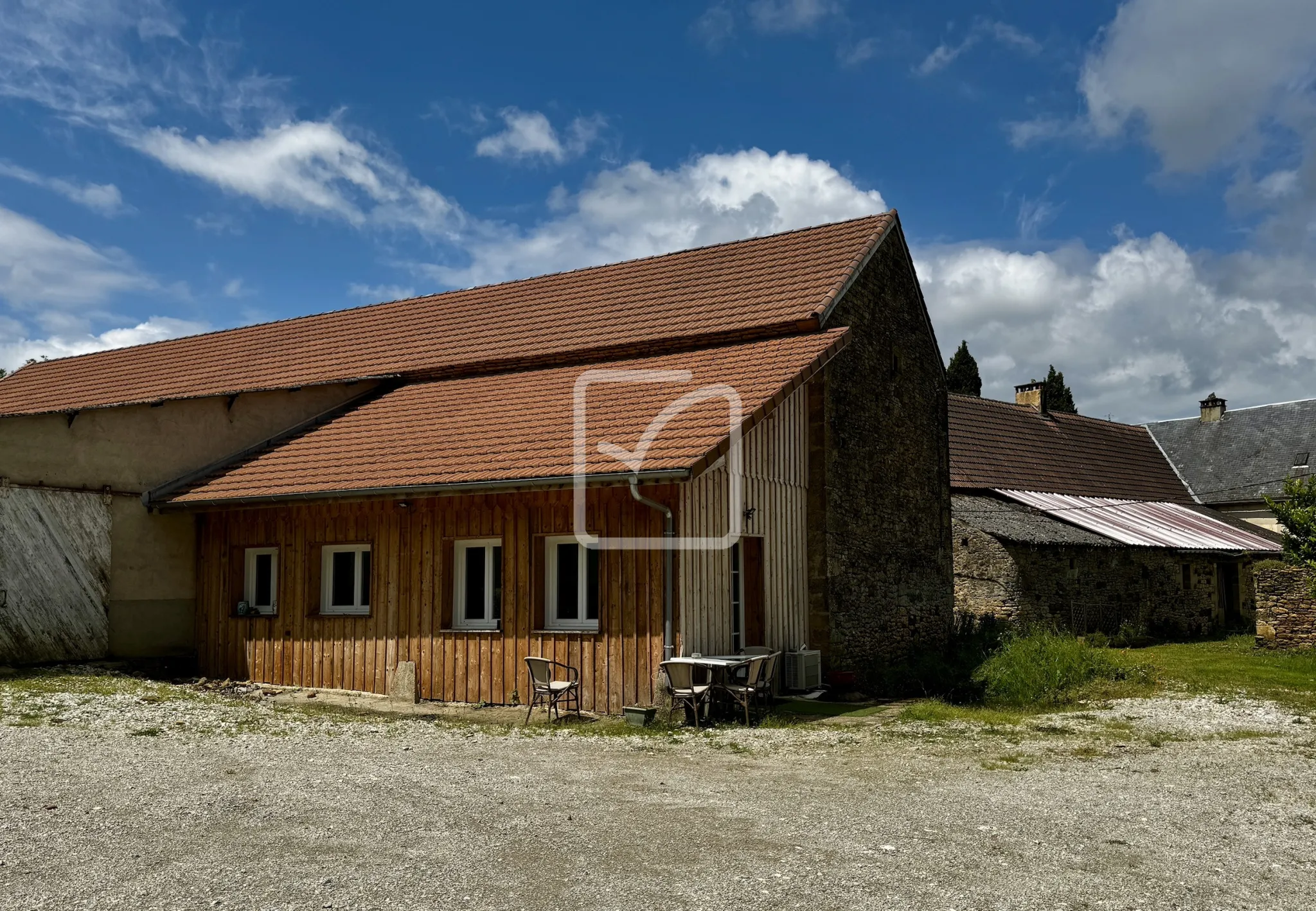 Ensemble immobilier de caractère à Sarlat - 600 m² sur 16 hectares 