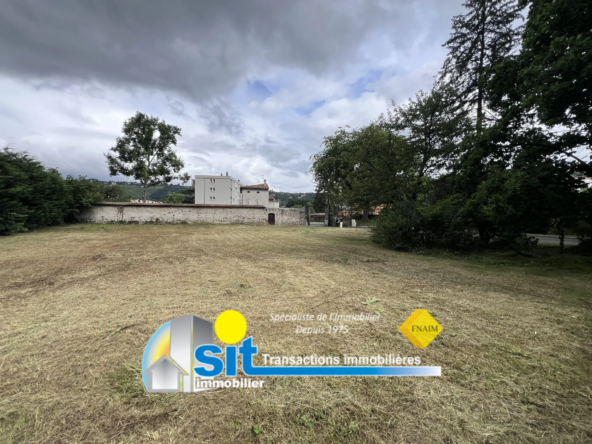 Terrain Plat Viabilisé à Vienne – 633 m² Pour Projet de Villa