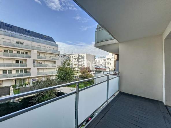 Appartement moderne 3 pièces avec balcon à Choisy-Le-Roi