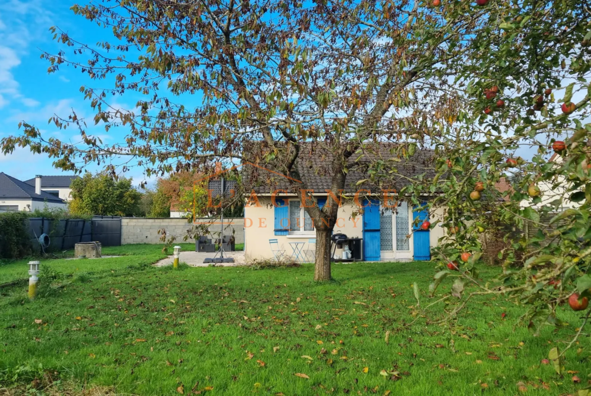 Maison indépendante sur un terrain de 740 m² à Quincy-Voisins 