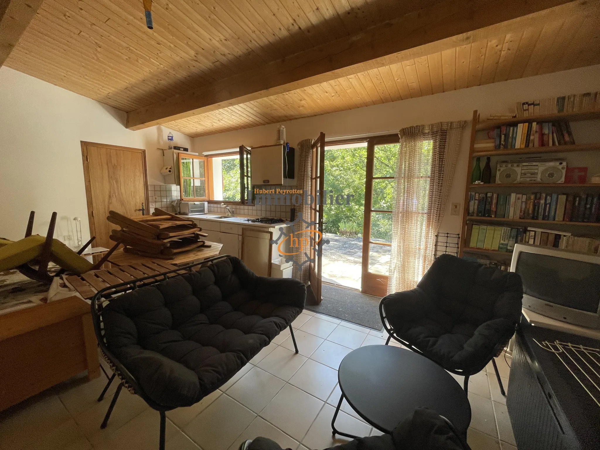 Vente maison de campagne à Broquiès avec terrain et studio 