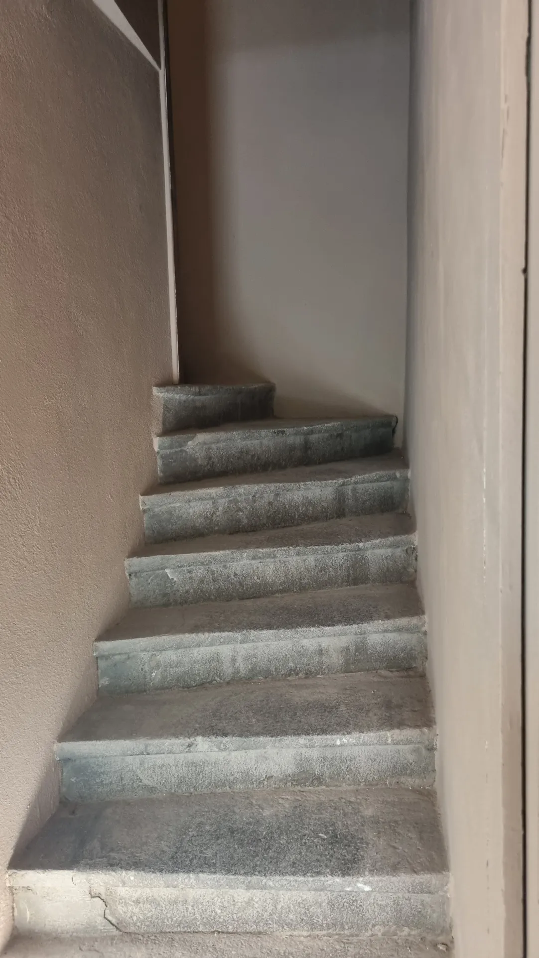 Appartement F2 à rénover à Cebazat 