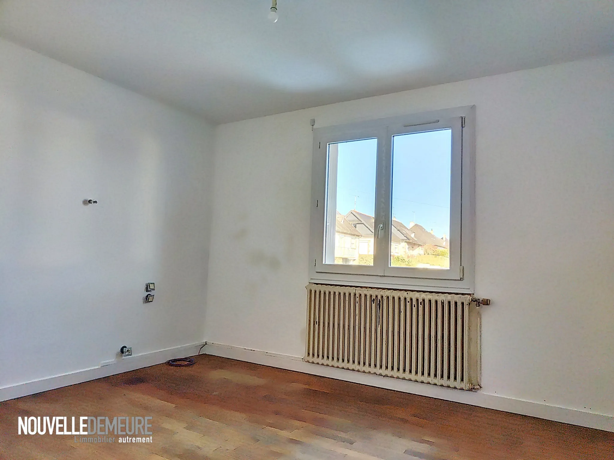 Maison à vendre à Saint Brice en Coglès - 105900 EUR 