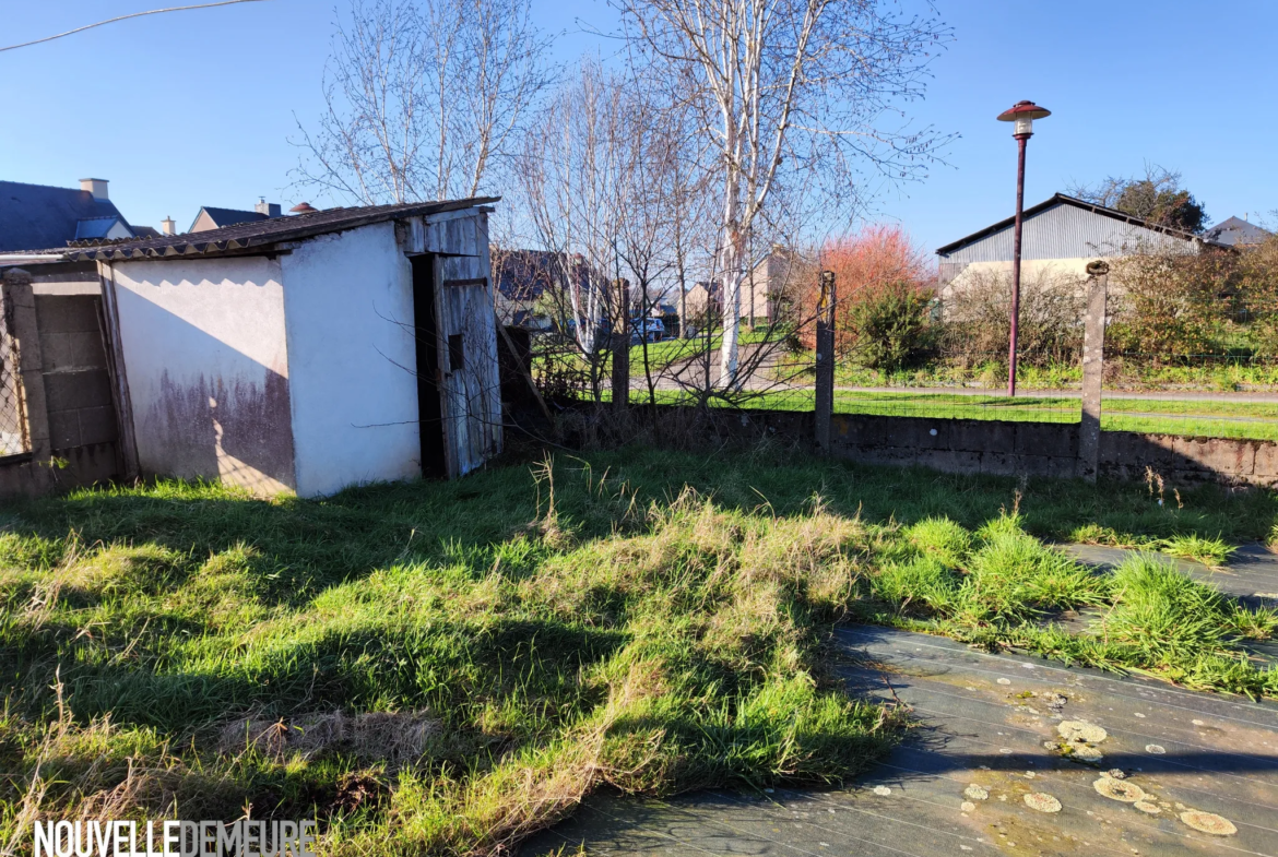 Maison à vendre à Saint Brice en Coglès - 105900 EUR 