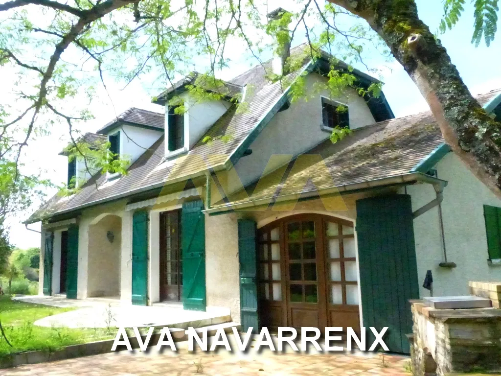 À vendre : Maison avec vue sur les Pyrénées à Navarrenx 